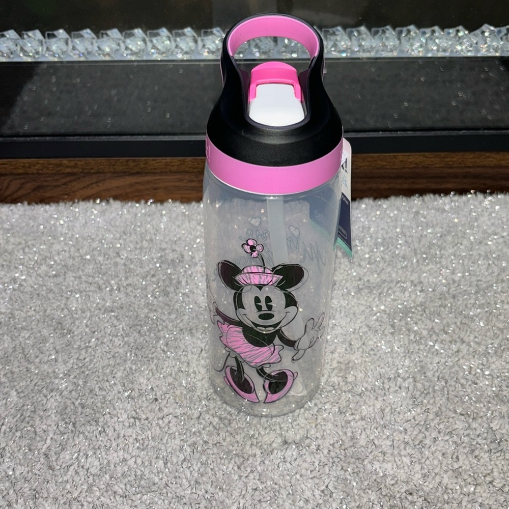 Minnie Mouse, leak proof sip cup!  NWOT!